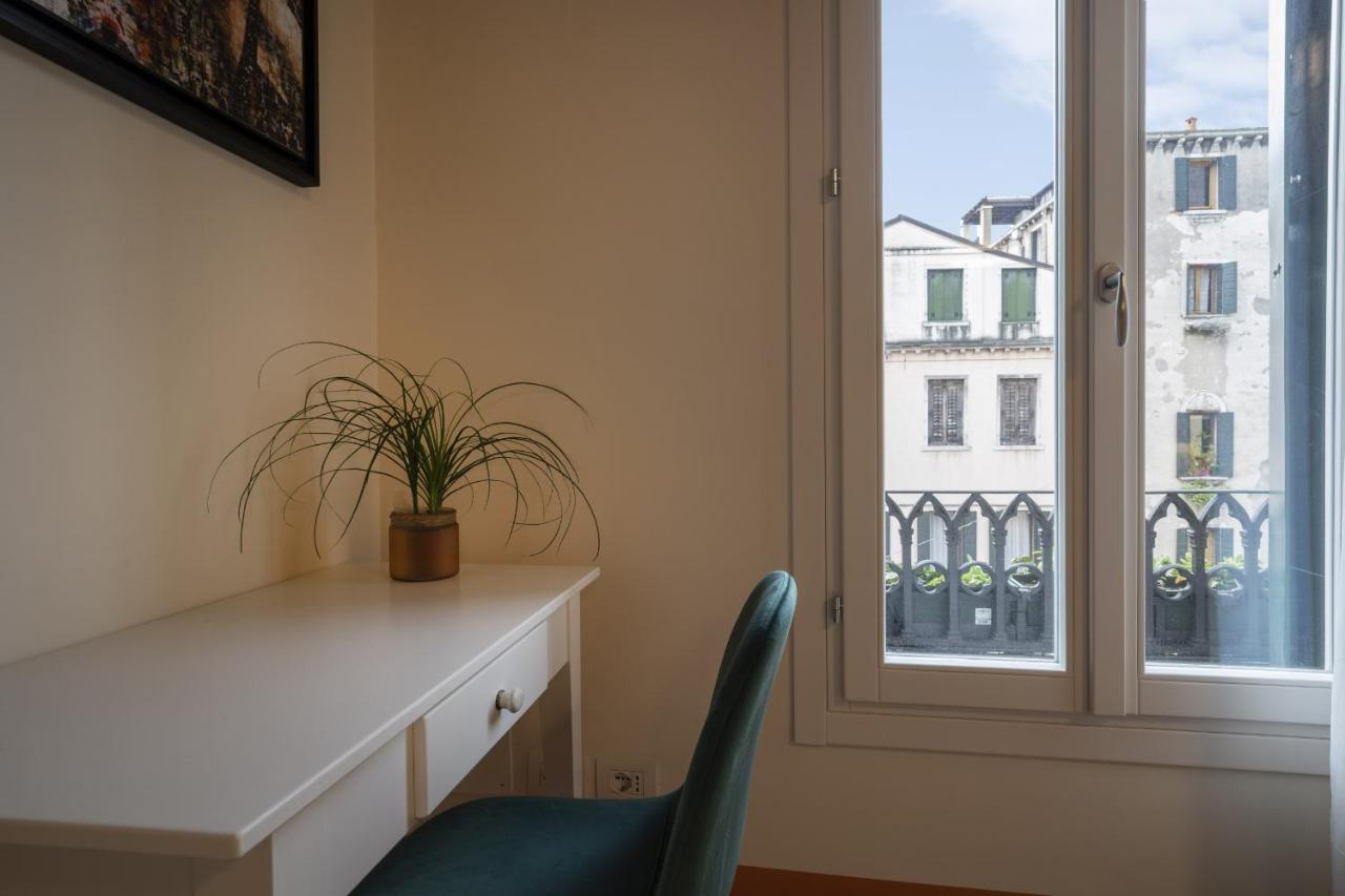 Rialto Sant'Aponal Prestige By Wonderful Italy Apartment Венеция Екстериор снимка