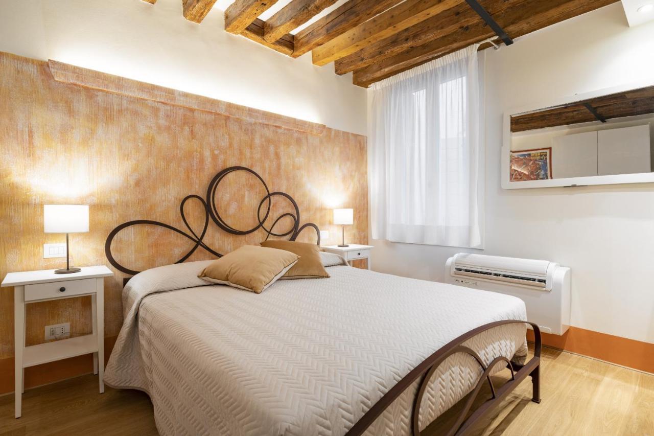 Rialto Sant'Aponal Prestige By Wonderful Italy Apartment Венеция Екстериор снимка